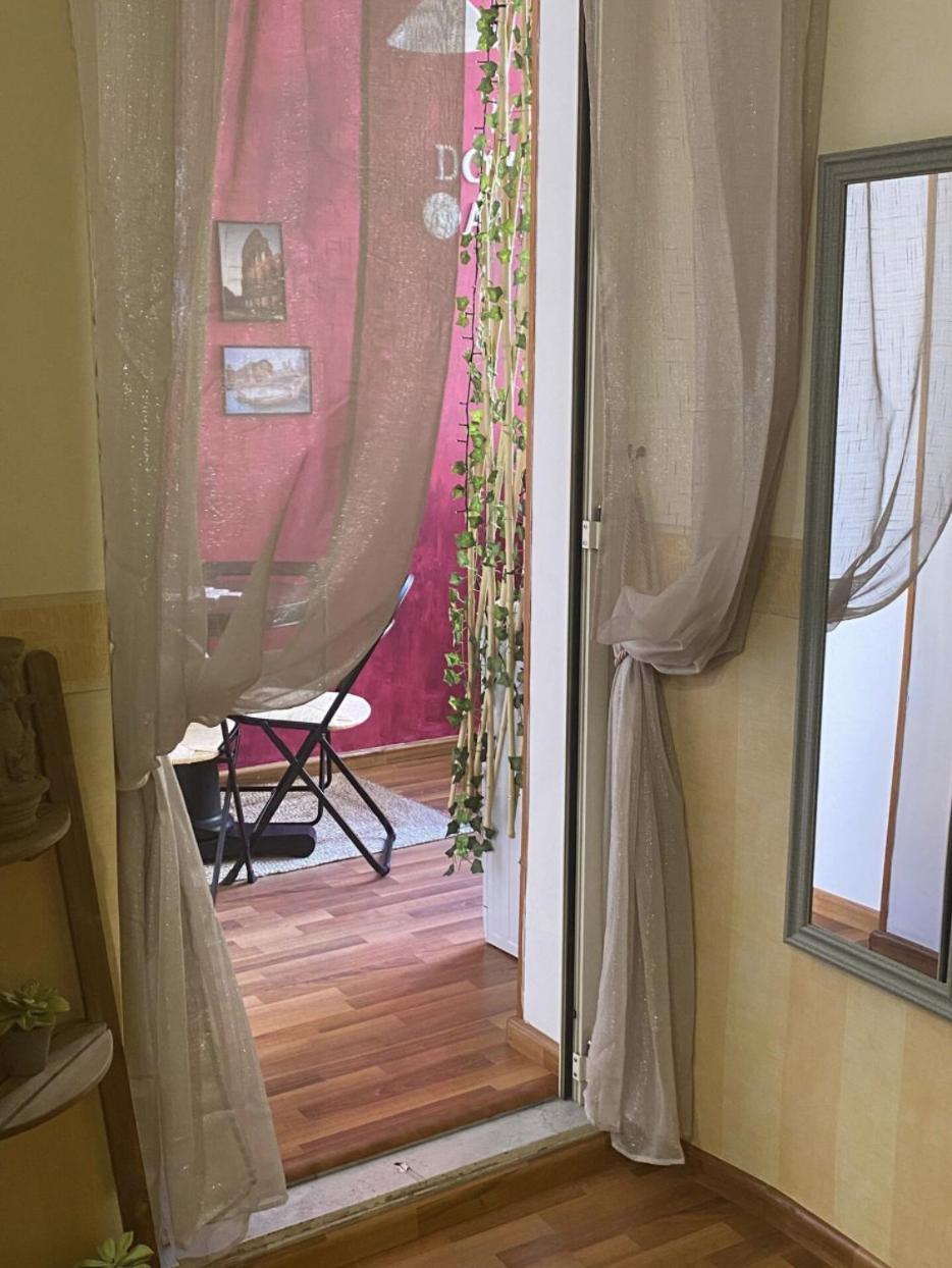 Domus Annia Guest House, The Amazing Colosseum * Rom